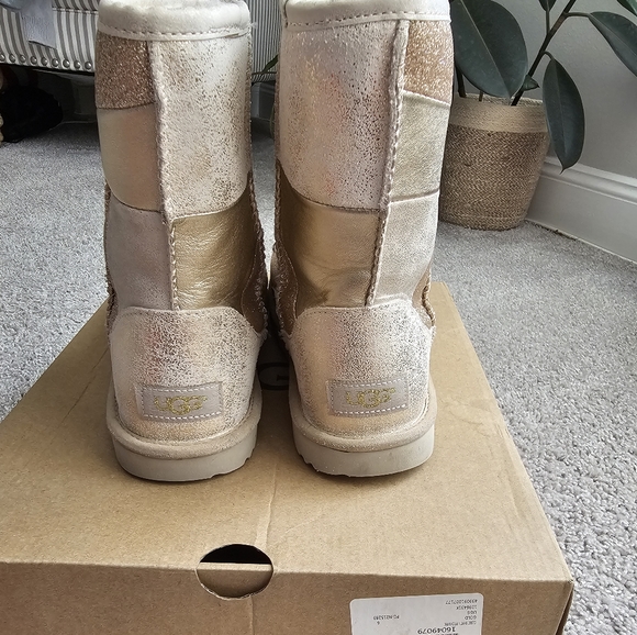 Ugg Gold Patchwork Boots Womens Size 6 - Picture 3 of 4